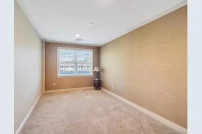 1 Portico Court #300, Great Neck, NY 11021 - Photo 25