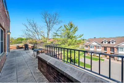 1 Portico Court #300, Great Neck, NY 11021 - Photo 17