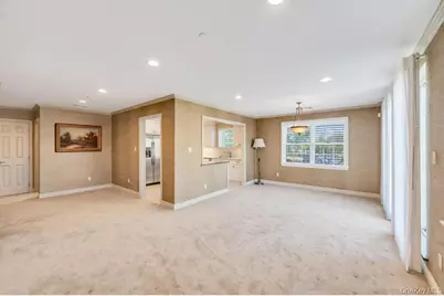 1 Portico Court #300, Great Neck, NY 11021 - Photo 11