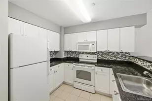 300 Mamaroneck Ave, White Plains, NY 10604 - Photo 11