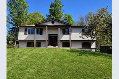 11 Innington Court, Spring Valley, NY 10977 - Photo 3