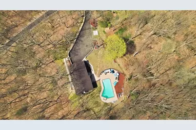 263 Oyster Bay Road, Mill Neck, NY 11765 - Photo 37