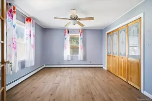 26 Pebble Ln, Levittown, NY 11756 - Photo 11