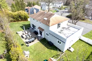 21 Elmridge Dr, Scarsdale, NY 10583 - Photo 5
