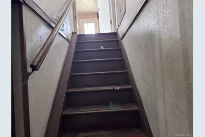 21 Boden Avenue, Valley Stream, NY 11580 - Photo 15