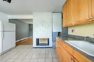 50 Gleaner Ln, Levittown, NY 11756 - Photo 5