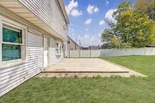 50 Gleaner Ln, Levittown, NY 11756 - Photo 21