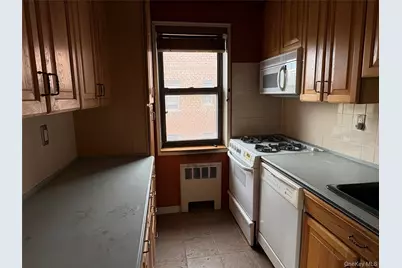 640 Pelham Road #6F, New Rochelle, NY 10805 - Photo 13