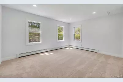 485 Long Island Avenue, Medford, NY 11763 - Photo 29