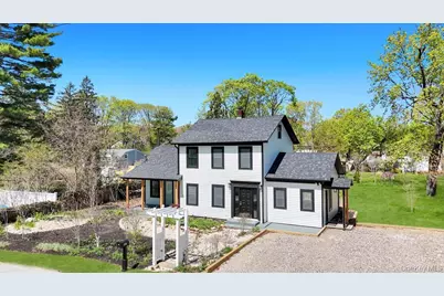 485 Long Island Avenue, Medford, NY 11763 - Photo 1