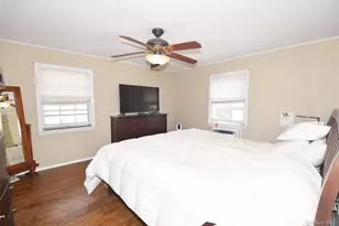 283 Princeton Rd, Rockville Centre, NY 11570 - Photo 11