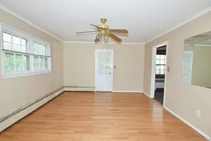 283 Princeton Rd, Rockville Centre, NY 11570 - Photo 5