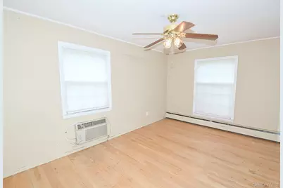 283 Princeton Road, Rockville Centre, NY 11570 - Photo 19