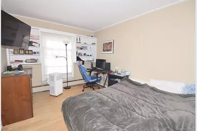 283 Princeton Road, Rockville Centre, NY 11570 - Photo 13