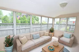 283 Princeton Rd, Rockville Centre, NY 11570 - Photo 9