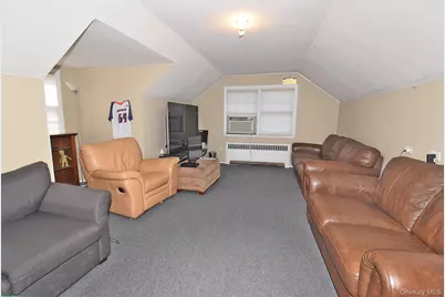 283 Princeton Road, Rockville Centre, NY 11570 - Photo 15