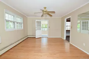283 Princeton Rd, Rockville Centre, NY 11570 - Photo 7