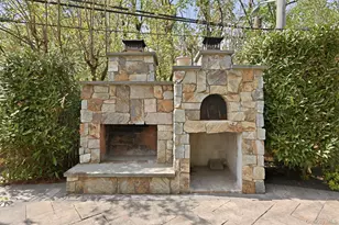 42 Skunks Misery Rd, Locust Valley, NY 11560 - Photo 43
