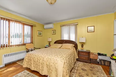 119 Ocean Avenue, Massapequa, NY 11758 - Photo 15