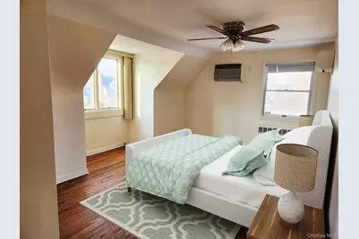 142 Morris Parkway, Valley Stream, NY 11580 - Photo 17