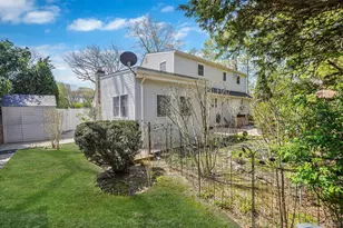 19 Laurel St, Centereach, NY 11720 - Photo 43