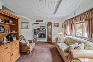 19 Laurel St, Centereach, NY 11720 - Photo 3