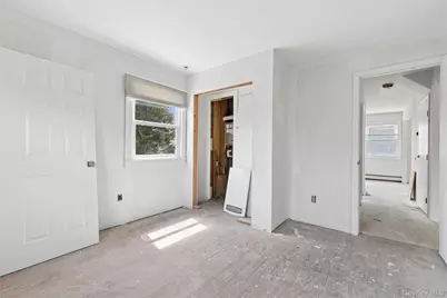 56 Inlet Road W, Hampton Bays, NY 11946 - Photo 17