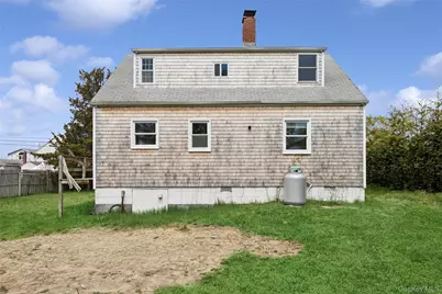 56 Inlet Road W, Hampton Bays, NY 11946 - Photo 5
