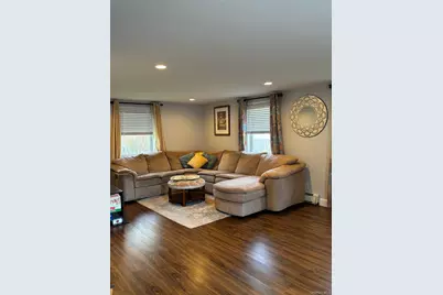 39 Sundial Lane, Bellport, NY 11713 - Photo 9