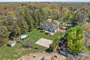 379 Smith Rd, Ronkonkoma, NY 11779 - Photo 31