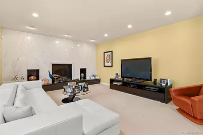 379 Smith Road, Ronkonkoma, NY 11779 - Photo 13