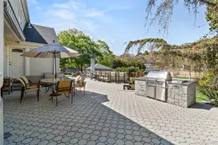 379 Smith Rd, Ronkonkoma, NY 11779 - Photo 29