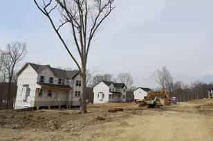 8 Black Gum Ct, Newburgh, NY 12550 - Photo 9