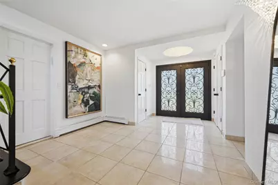 35 Elm Drive, East Hills, NY 11576 - Photo 7