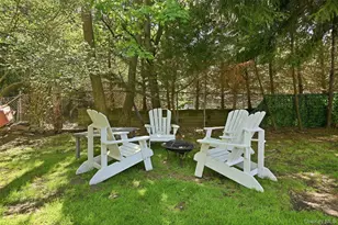 35 Elm Dr, East Hills, NY 11576 - Photo 35
