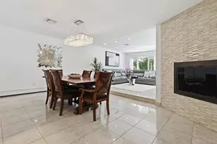 35 Elm Dr, East Hills, NY 11576 - Photo 27