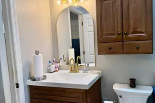130 Cedar Dr, Bay Shore, NY 11706 - Photo 9