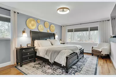 99 Village Hill Drive, Dix Hills, NY 11746 - Photo 29