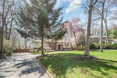 99 Village Hill Drive, Dix Hills, NY 11746 - Photo 5