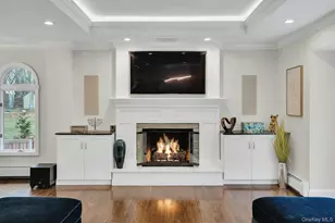 99 Village Hill Dr, Dix Hills, NY 11746 - Photo 15