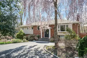 99 Village Hill Dr, Dix Hills, NY 11746 - Photo 7