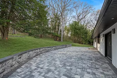 17 Woodbury Road, Woodbury, NY 11797 - Photo 29