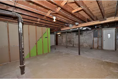 24 Linden Boulevard, Hicksville, NY 11801 - Photo 21