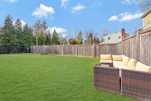 65 E Main St, Huntington, NY 11743 - Photo 25