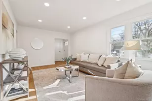 6 Nevada Ave, Medford, NY 11763 - Photo 5