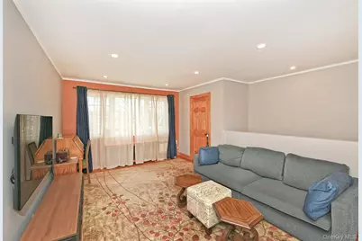 7802 226th Street #B, Oakland Gardens, NY 11364 - Photo 5