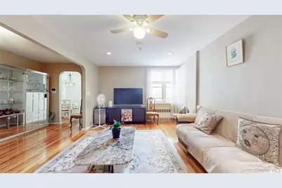 67-40 Booth Street #4O, Forest Hills, NY 11375 - Photo 5