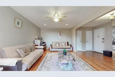 67-40 Booth Street #4O, Forest Hills, NY 11375 - Photo 7