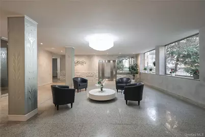 67-40 Booth Street #4O, Forest Hills, NY 11375 - Photo 3