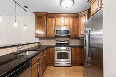 101 Sheldrake Place #20, Mamaroneck, NY 10543 - Photo 5